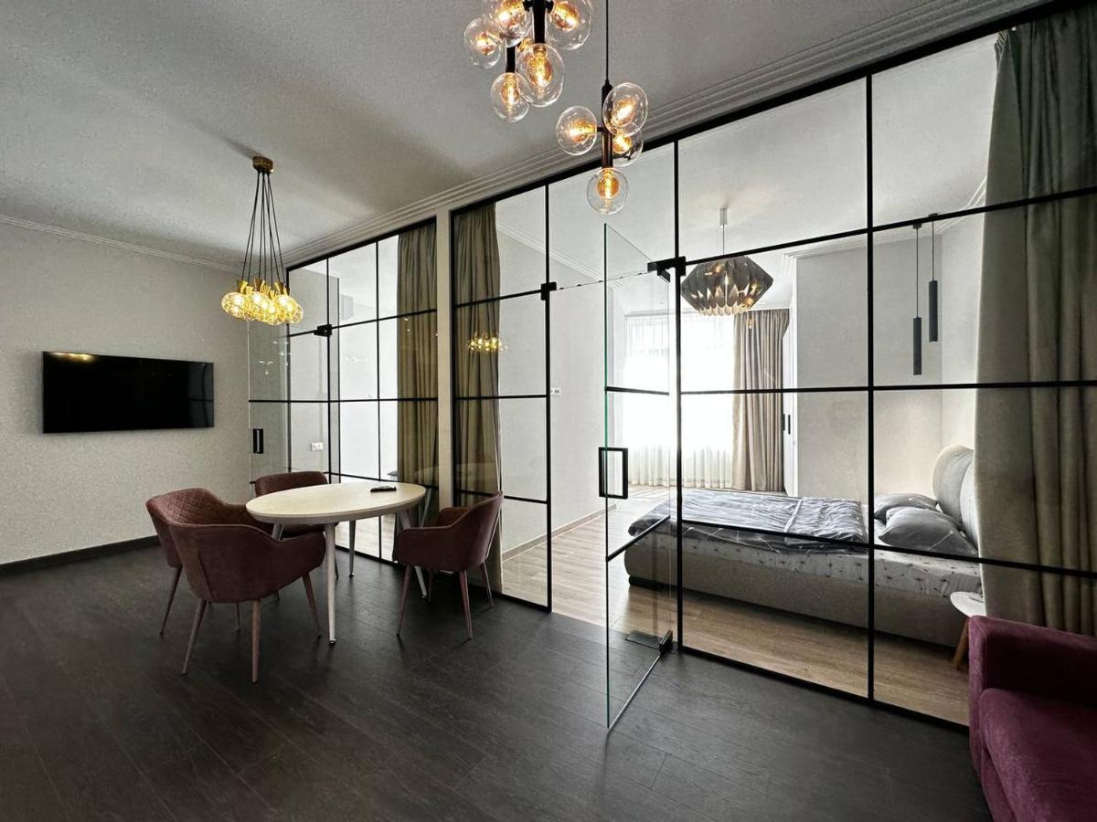 Sea Symphony 3-Bedrooms Lux Apartment 敖德萨 外观 照片