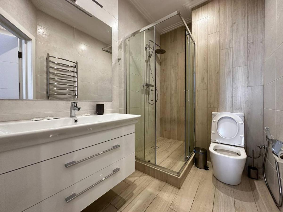 Sea Symphony 3-Bedrooms Lux Apartment 敖德萨 外观 照片